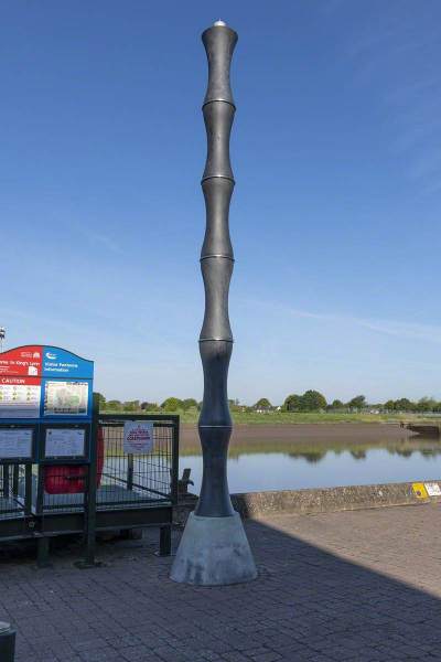 half fathom column sculpture